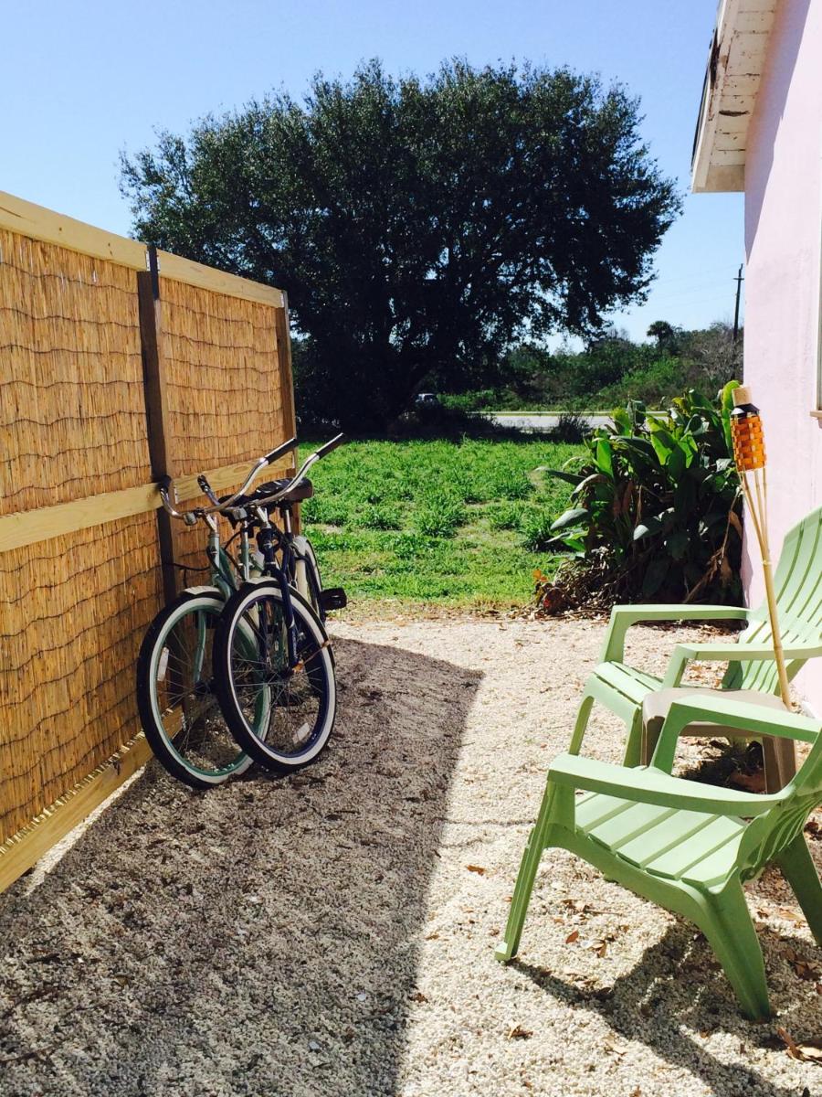 Popular attractions Area Nearby Property